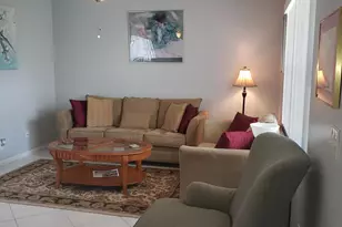 904 Flanders Dr S, Delray Beach, FL 33484 - Photo 10