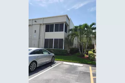 904 Flanders Drive S, Delray Beach, FL 33484 - Photo 1