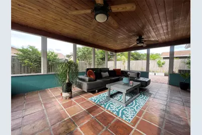 9135 Saddlecreek Drive, Boca Raton, FL 33496 - Photo 12