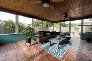 9135 Saddlecreek Dr, Boca Raton, FL 33496 - Photo 12