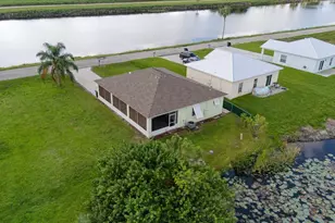 908 Riverside Dr SW, Moore Haven, FL 33471 - Photo 50