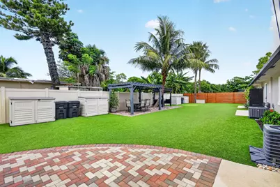 4317 Vermont Avenue, Lake Worth, FL 33461 - Photo 18