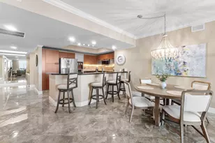 2640 Lake Shore Dr, Riviera Beach, FL 33404 - Photo 4