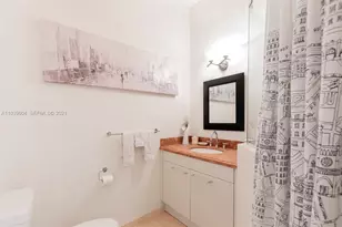 213 SW 11th St, Fort Lauderdale, FL 33315 - Photo 12