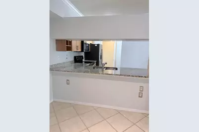 6426 Emerald Dunes Drive #205, West Palm Beach, FL 33411 - Photo 6