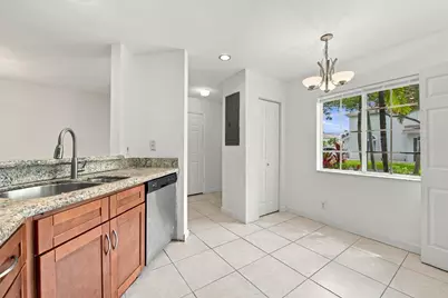 4441 SW 11th Place, Deerfield Beach, FL 33442 - Photo 6