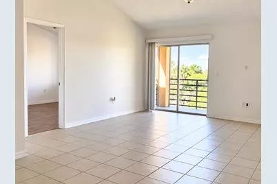 5220 Via Hacienda Circle #212, Orlando, FL 32839 - Photo 4