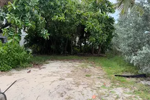 308 Balboa St, Hollywood, FL 33019 - Photo 1