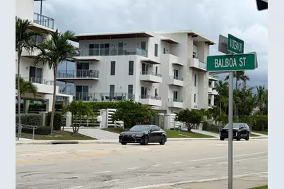 308 Balboa Street, Hollywood, FL 33019 - Photo 6