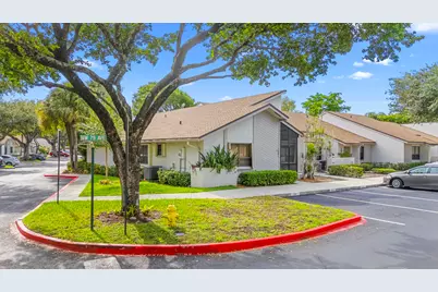 1001 NW 79th Avenue, Plantation, FL 33322 - Photo 4