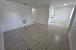 75 SW 10th St, Fort Lauderdale, FL 33315 - Photo 6