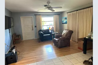 1075 James Road, Lantana, FL 33462 - Photo 4