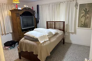 1075 James Rd, Lantana, FL 33462 - Photo 10
