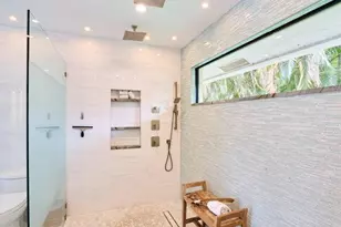 3700 Embassy Dr, West Palm Beach, FL 33401 - Photo 18