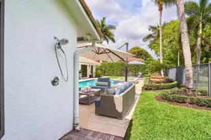 3700 Embassy Dr, West Palm Beach, FL 33401 - Photo 28