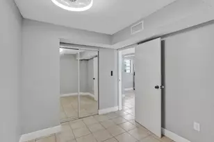 7601 Byron Ave, Miami Beach, FL 33141 - Photo 30