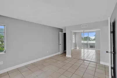 7601 Byron Avenue #3C, Miami Beach, FL 33141 - Photo 22