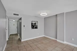 7601 Byron Ave, Miami Beach, FL 33141 - Photo 18
