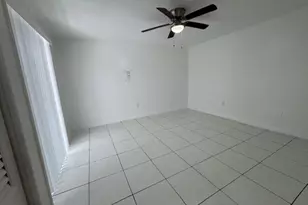 2031 NE 139th St, North Miami Beach, FL 33181 - Photo 6