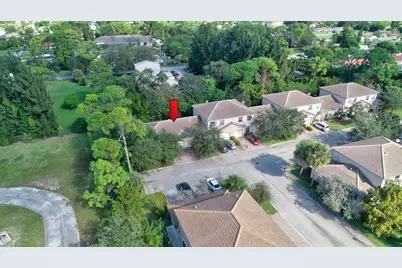 4653 Villas Santorini Drive, Lake Worth, FL 33461 - Photo 2