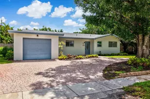 898 SW 10th Ave, Boca Raton, FL 33486 - Photo 1