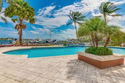 167 Yacht Club Way #205, Hypoluxo, FL 33462 - Photo 32
