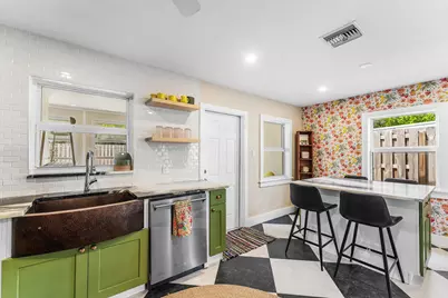 318 W Mango Street W, Lantana, FL 33462 - Photo 6