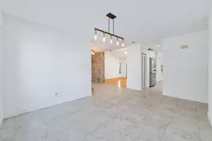 2122 SW Racquet Club Dr, Palm City, FL 34990 - Photo 6