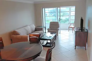 2901 NW 46th Ave, Lauderdale Lakes, FL 33313 - Photo 4