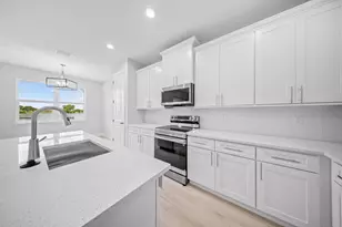 380 SW Kestor Dr, Port Saint Lucie, FL 34953 - Photo 8