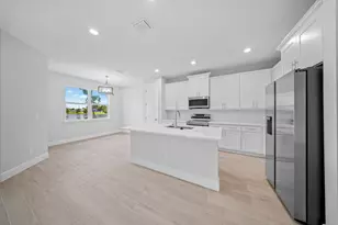 380 SW Kestor Dr, Port Saint Lucie, FL 34953 - Photo 4