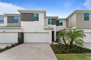 9886 SW Torquay Dr, Port Saint Lucie, FL 34987 - Photo 1