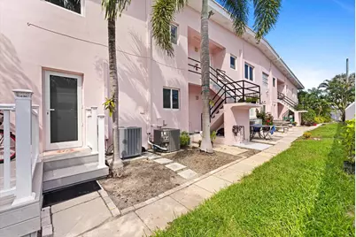 990 Casuarina Road #4, Delray Beach, FL 33483 - Photo 34