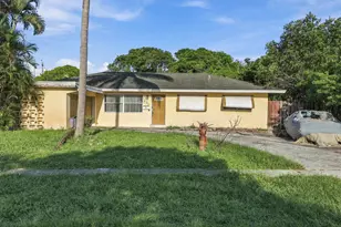 430 N Ware Dr, West Palm Beach, FL 33409 - Photo 2