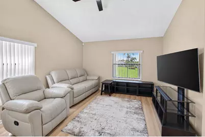 5939 Parkwalk Drive, Boynton Beach, FL 33472 - Photo 10