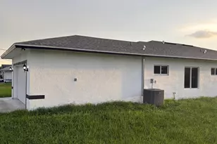 1021 Chaplin Ave, Lehigh Acres, FL 33971 - Photo 18