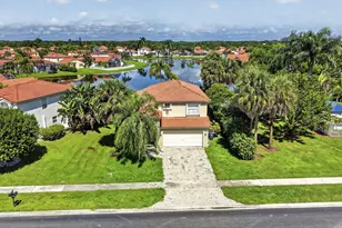 3849 Miramontes Cir, Wellington, FL 33414 - Photo 4