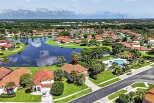 3849 Miramontes Cir, Wellington, FL 33414 - Photo 6