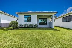419 SE Via Sangro, Port Saint Lucie, FL 34952 - Photo 48