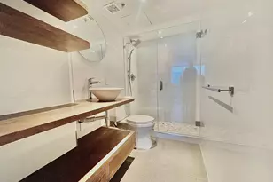 1500 Bay Rd, Miami Beach, FL 33139 - Photo 8