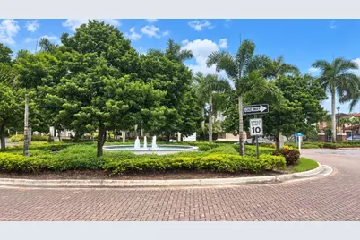 5454 NW 27th Street, Margate, FL 33063 - Photo 2