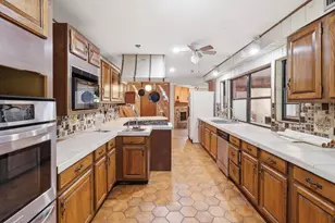 596 Greenwood Dr, Jupiter, FL 33458 - Photo 12