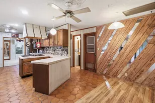 596 Greenwood Dr, Jupiter, FL 33458 - Photo 10