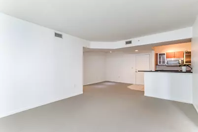 18800 NE 29 Avenue #923, Aventura, FL 33180 - Photo 10