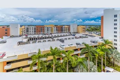 18800 NE 29 Avenue #923, Aventura, FL 33180 - Photo 22
