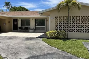 2754 NE 29th Ave, Lighthouse Point, FL 33064 - Photo 2
