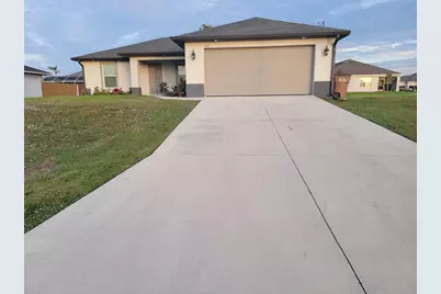 1413 NE 9th Avenue, Cape Coral, FL 33909 - Photo 1