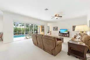 3723 Community Dr, Jupiter, FL 33458 - Photo 10