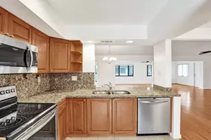 2253 SW 17th Dr, Deerfield Beach, FL 33442 - Photo 10