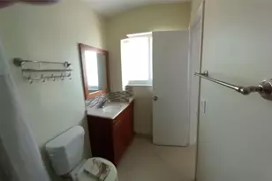 2100 NE 38th St, Lighthouse Point, FL 33064 - Photo 10